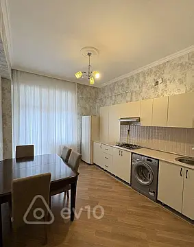 Kirayə verilir 3 otaqlı yeni tikili 130 m²