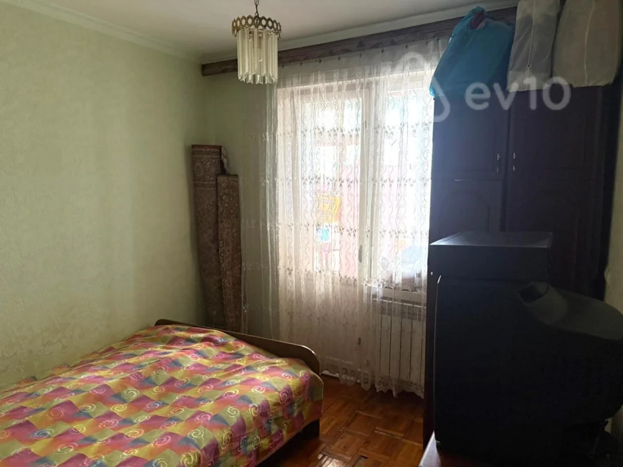 Satılır 3 otaqlı köhnə tikili 80 m²