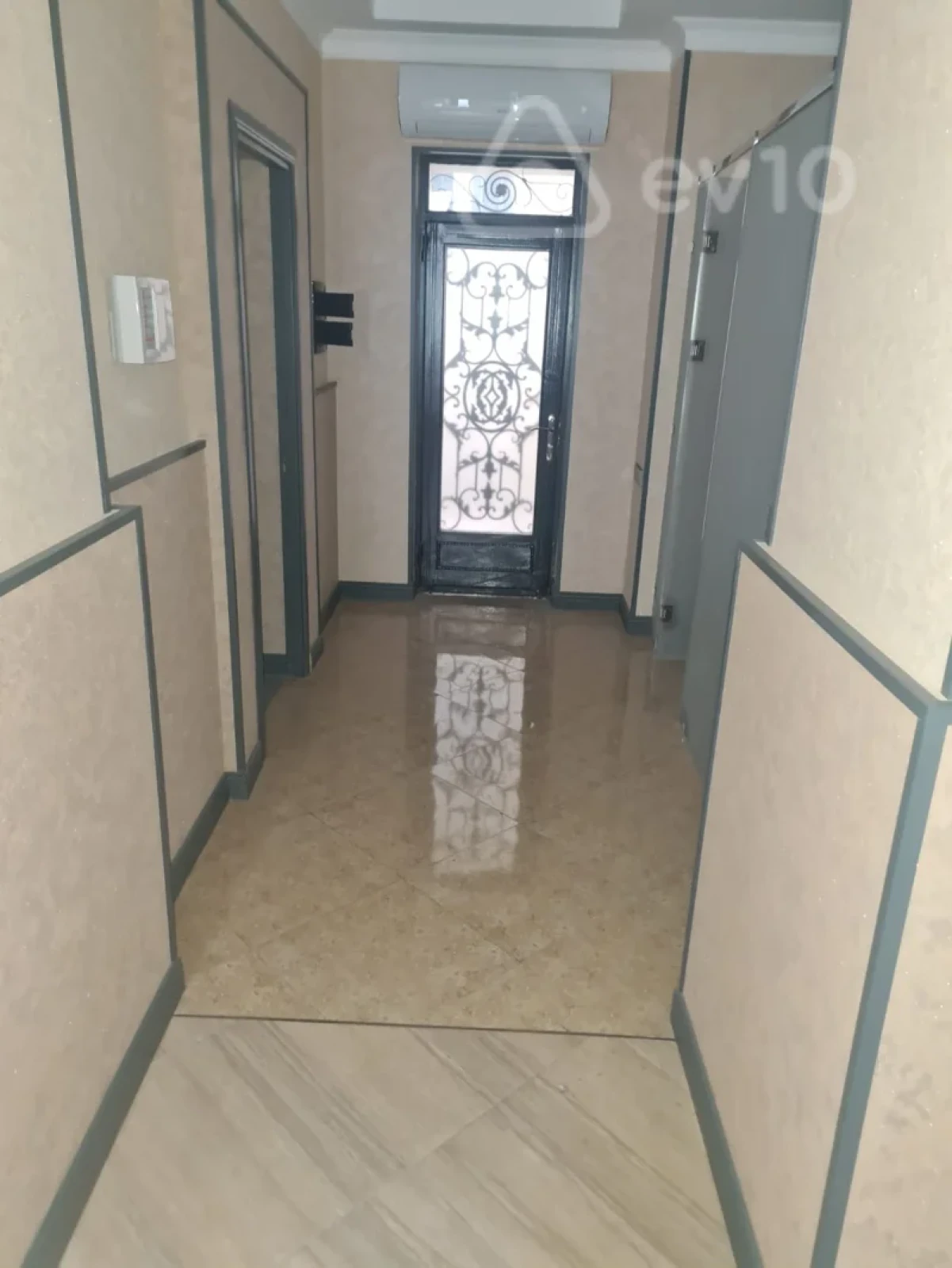 Kirayə verilir 7 otaqlı ofis 130 m²