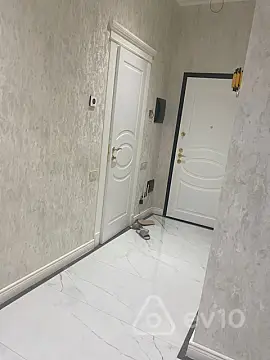 Kirayə verilir 2 otaqlı yeni tikili 94 m²