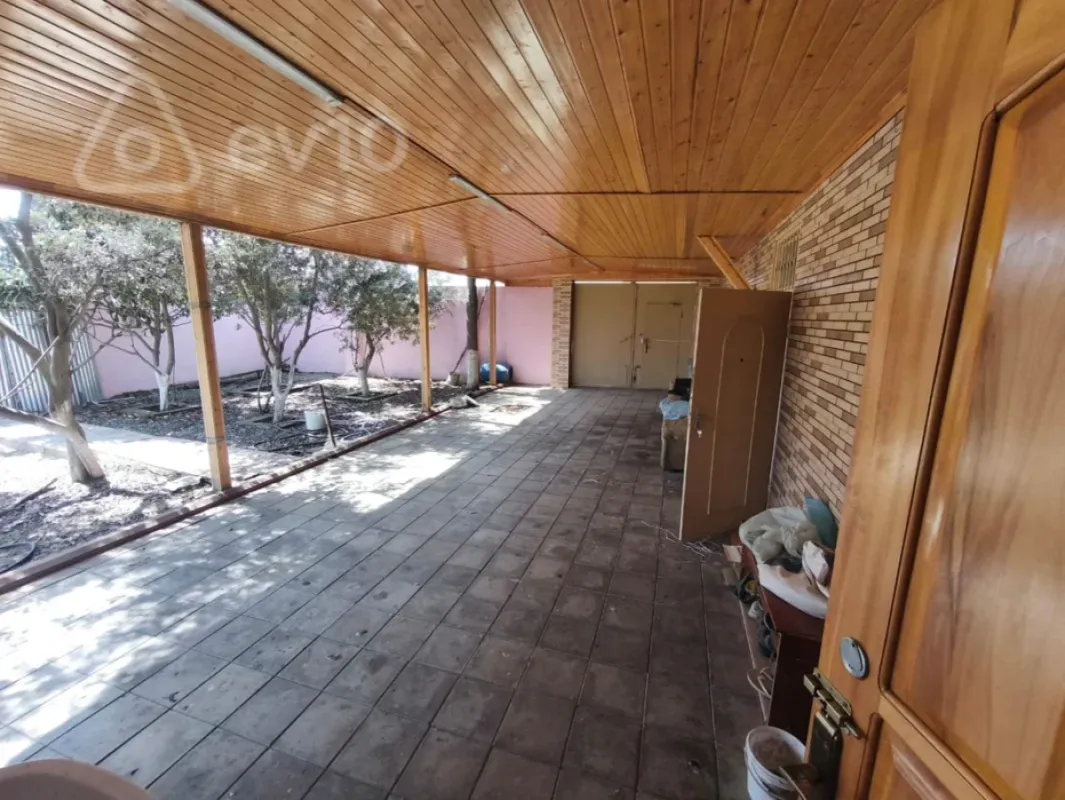 Satılır 4 otaqlı həyət evi 280 m²
