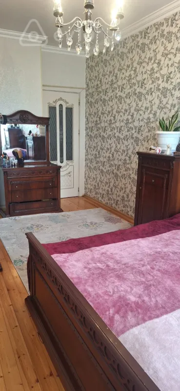 Satılır 2 otaqlı yeni tikili 60 m²