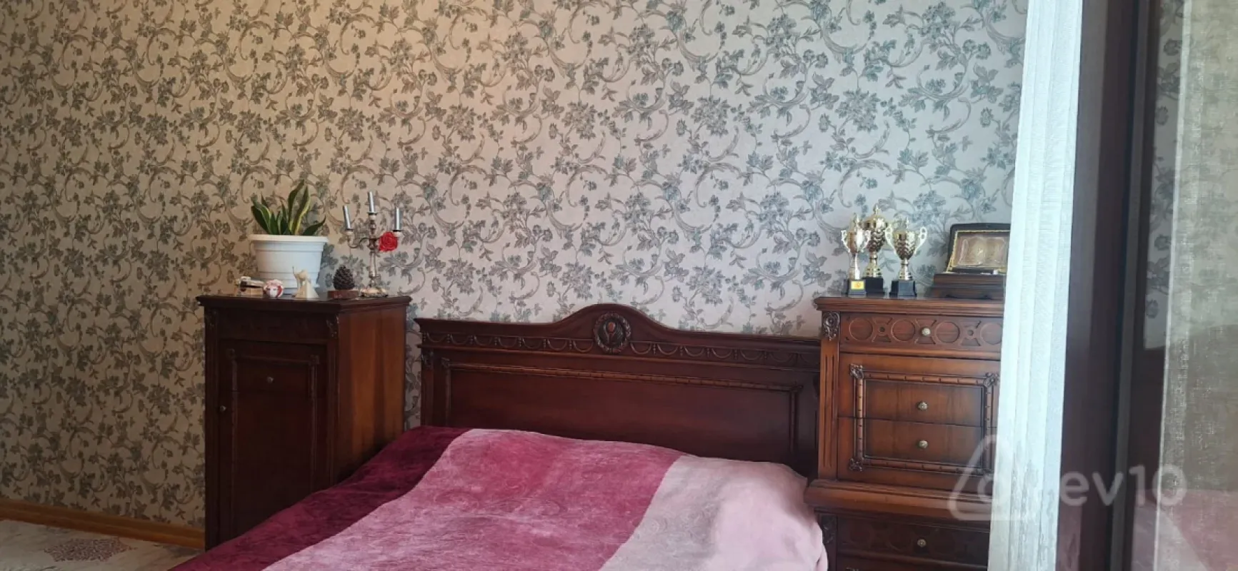 Satılır 2 otaqlı yeni tikili 60 m²