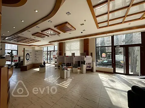Kirayə verilir mənzil 220 m² — Bakı, Nəsimi 220.00 m²