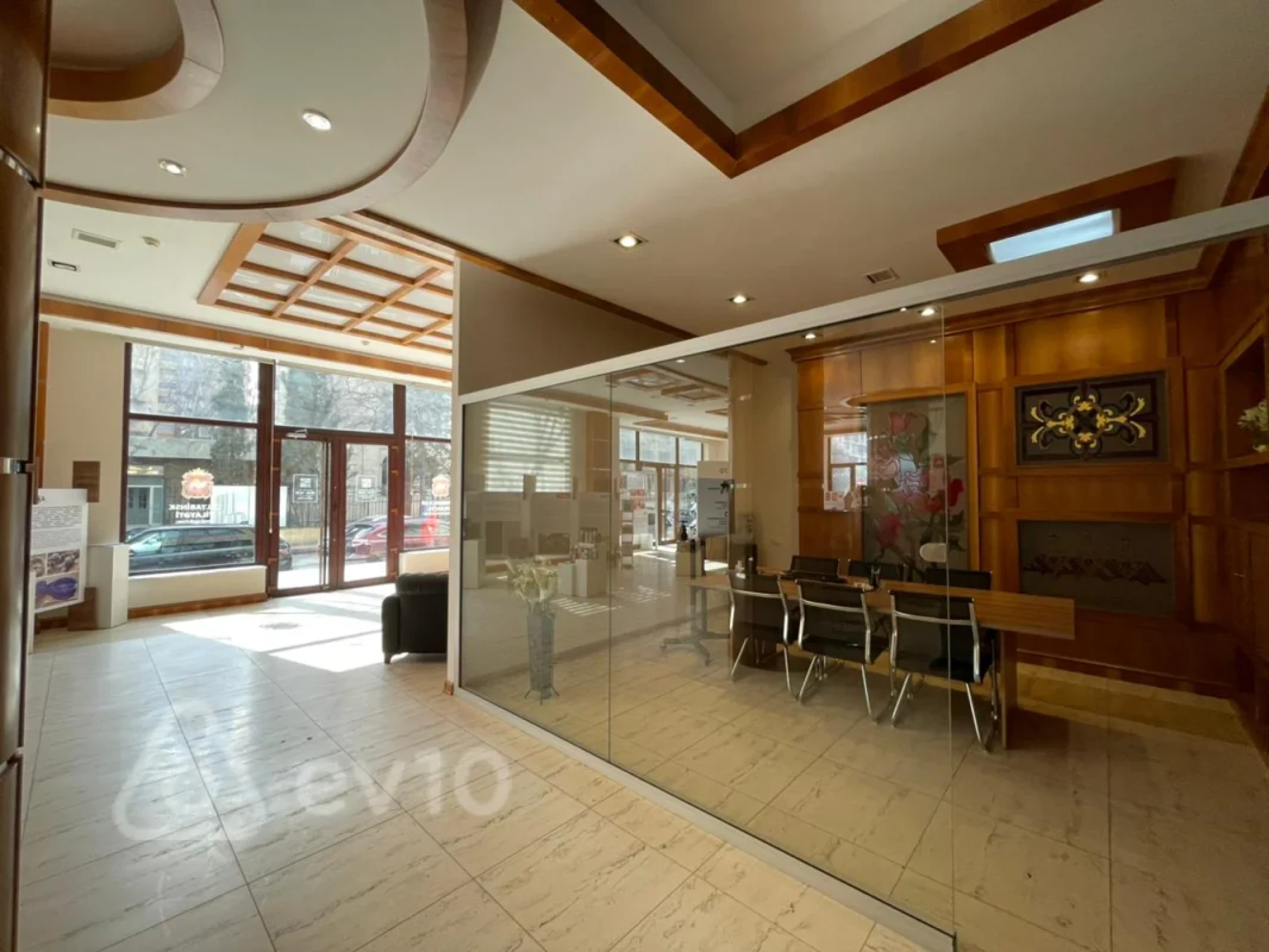 Kirayə verilir mənzil 220 m²