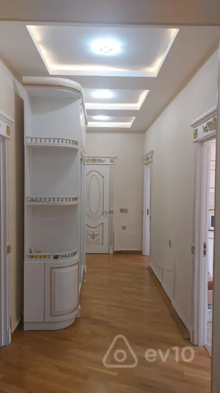 Satılır 3 otaqlı yeni tikili 95.5 m²