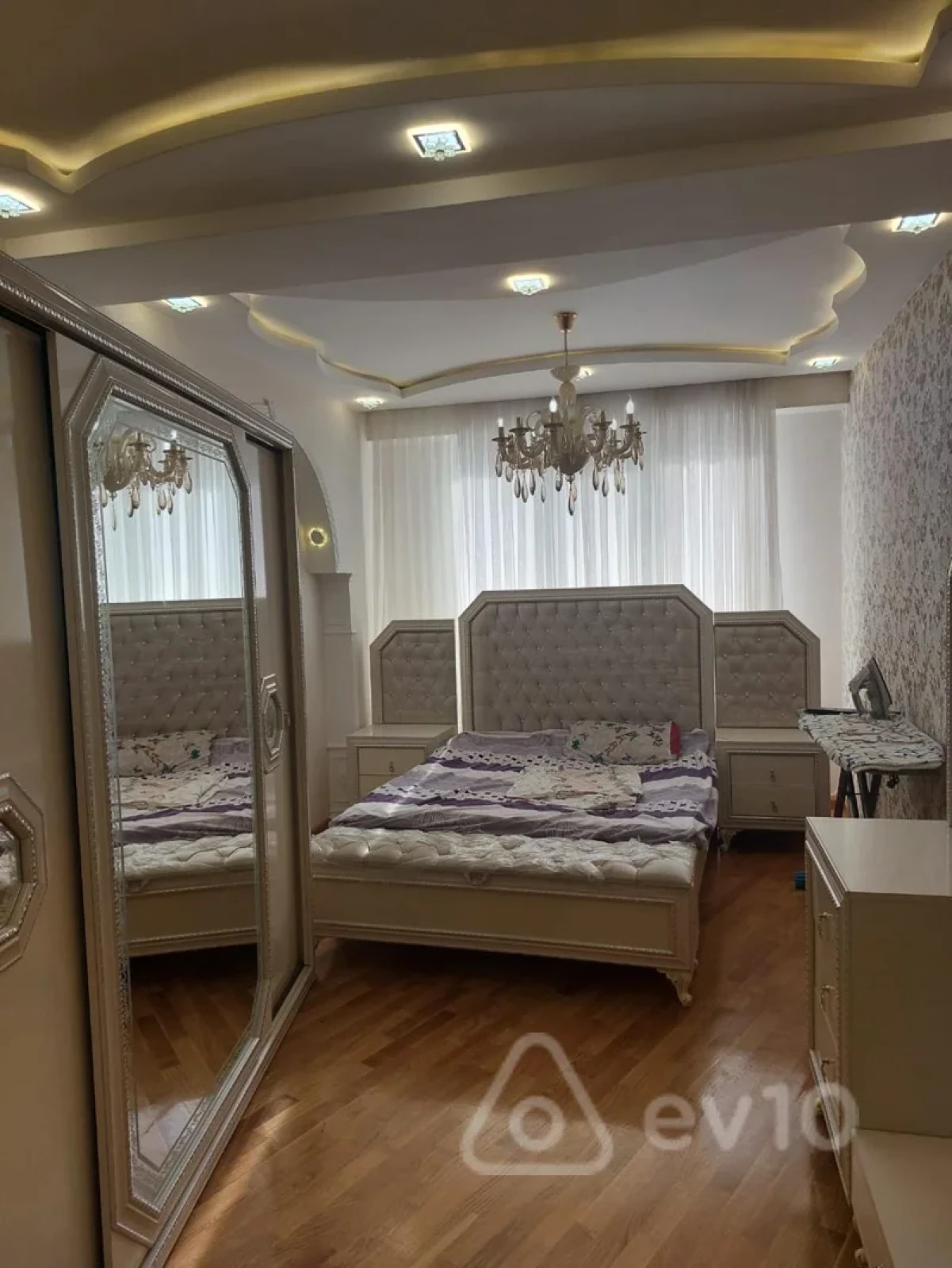 Satılır 3 otaqlı yeni tikili 95.5 m²