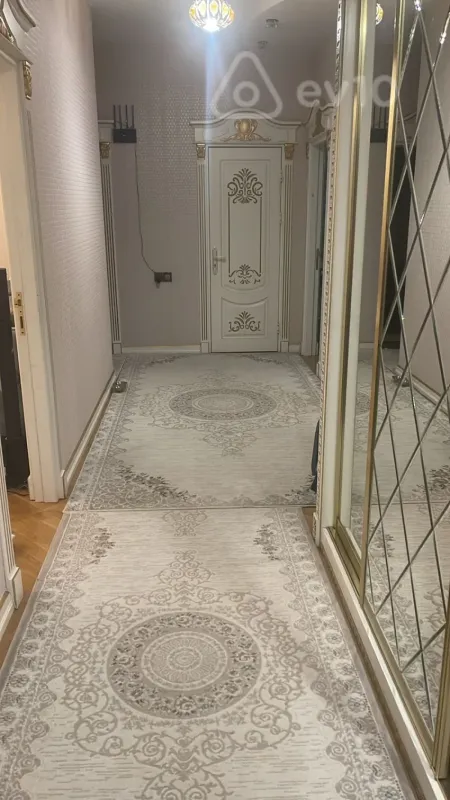 Satılır 3 otaqlı yeni tikili 120 m²