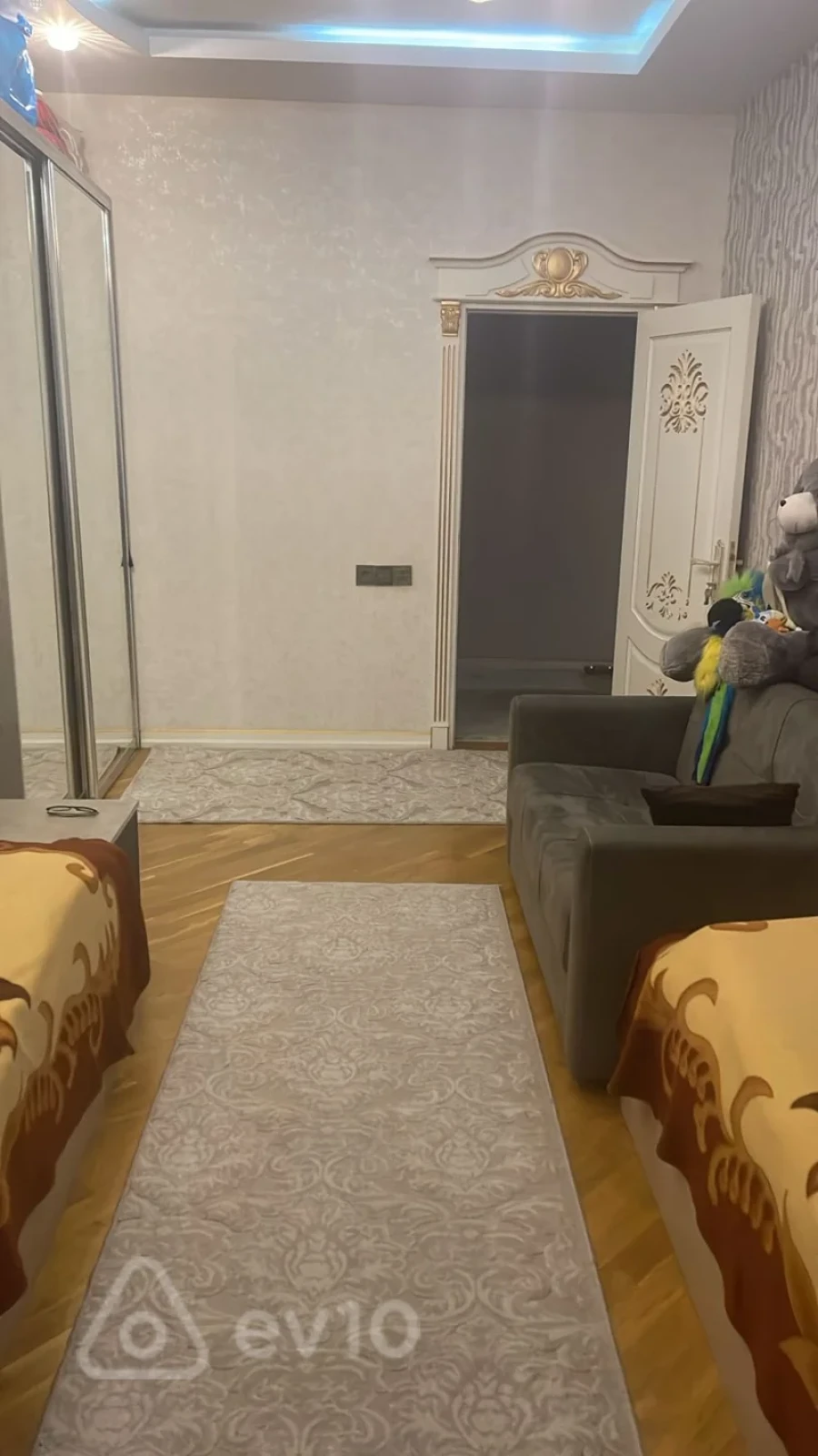 Satılır 3 otaqlı yeni tikili 120 m²