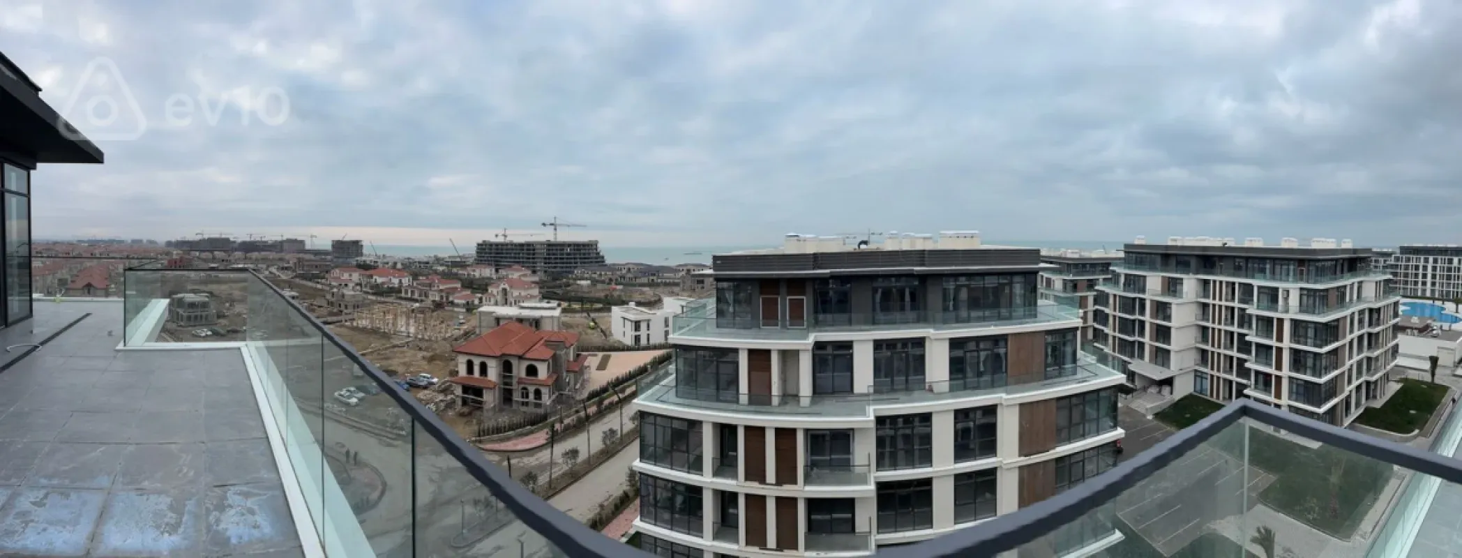 Satılır 4 otaqlı yeni tikili 208 m²