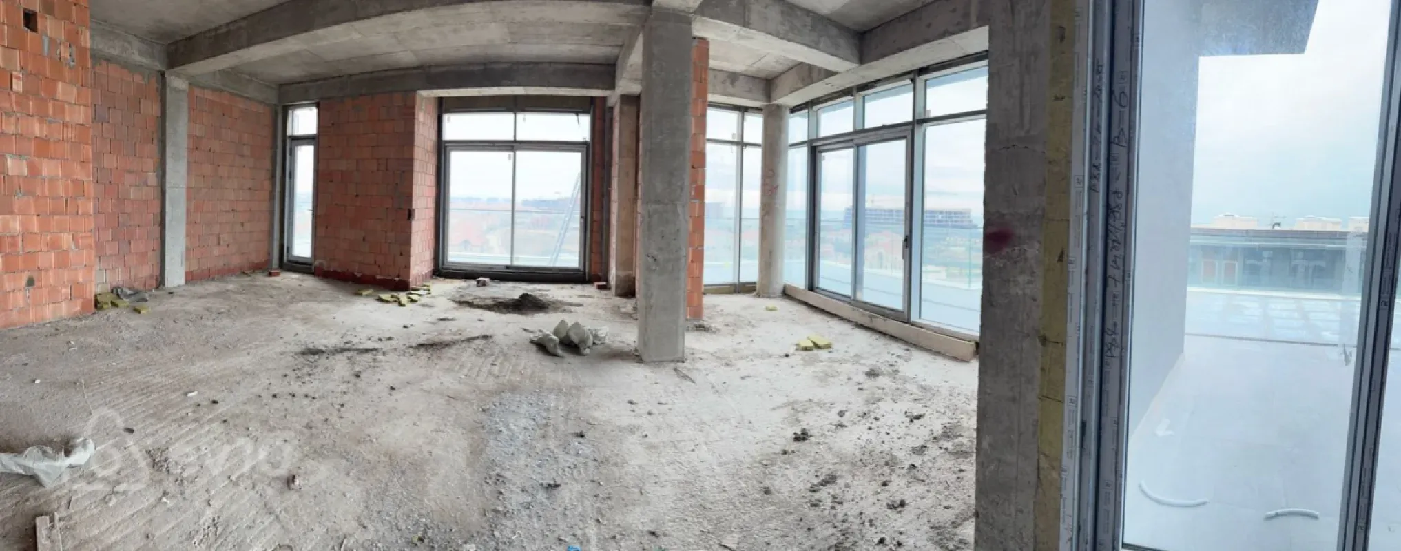 Satılır 4 otaqlı yeni tikili 208 m²