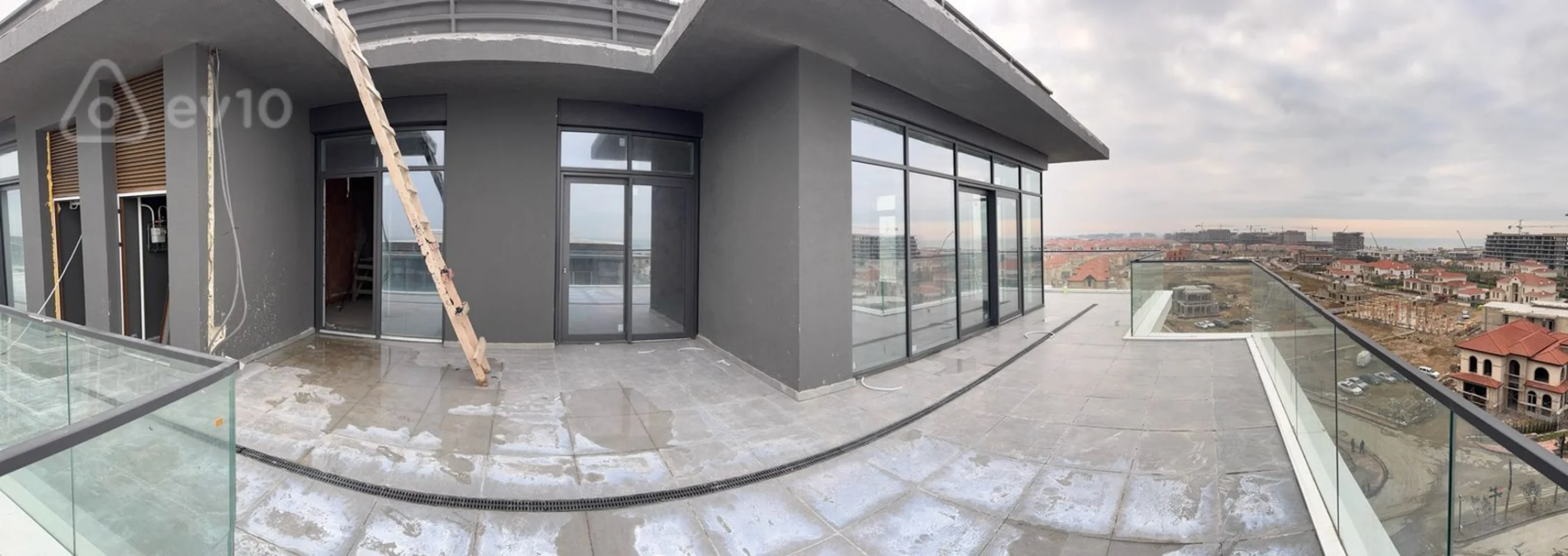 Satılır 4 otaqlı yeni tikili 208 m²