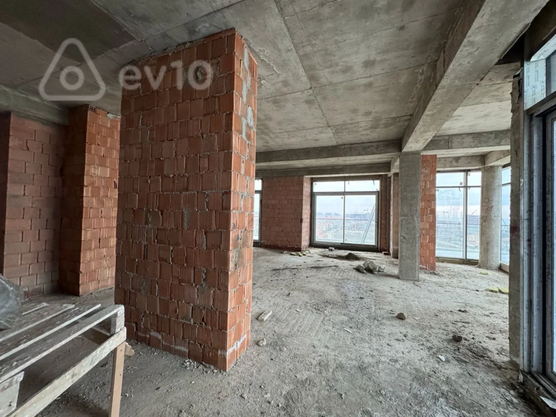 Satılır 4 otaqlı yeni tikili 208 m²