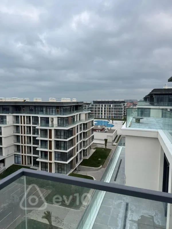 Satılır 4 otaqlı yeni tikili 208 m²