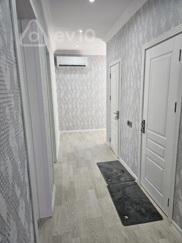 Satılır 4 otaqlı həyət evi 200 m²