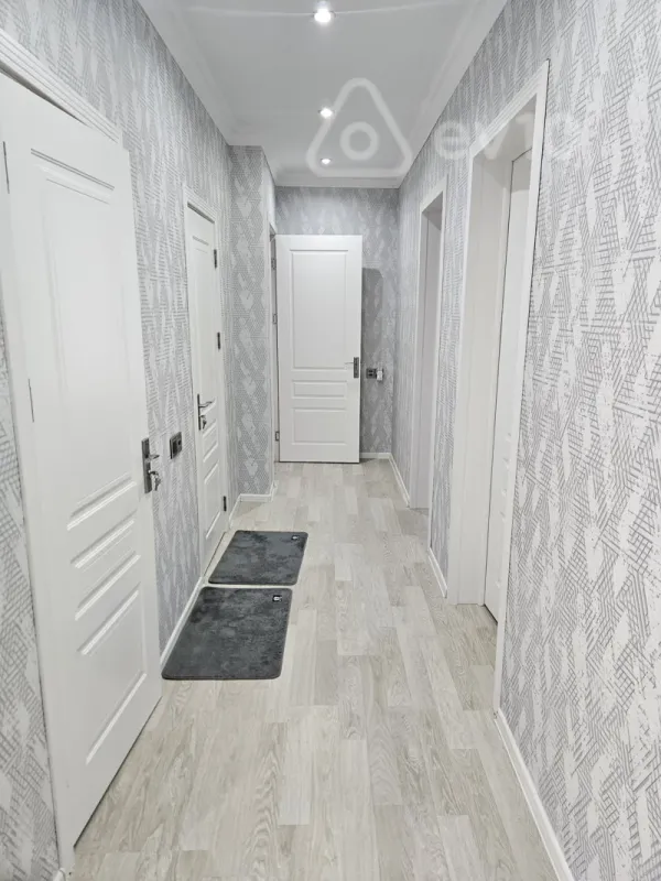 Satılır 4 otaqlı həyət evi 200 m²