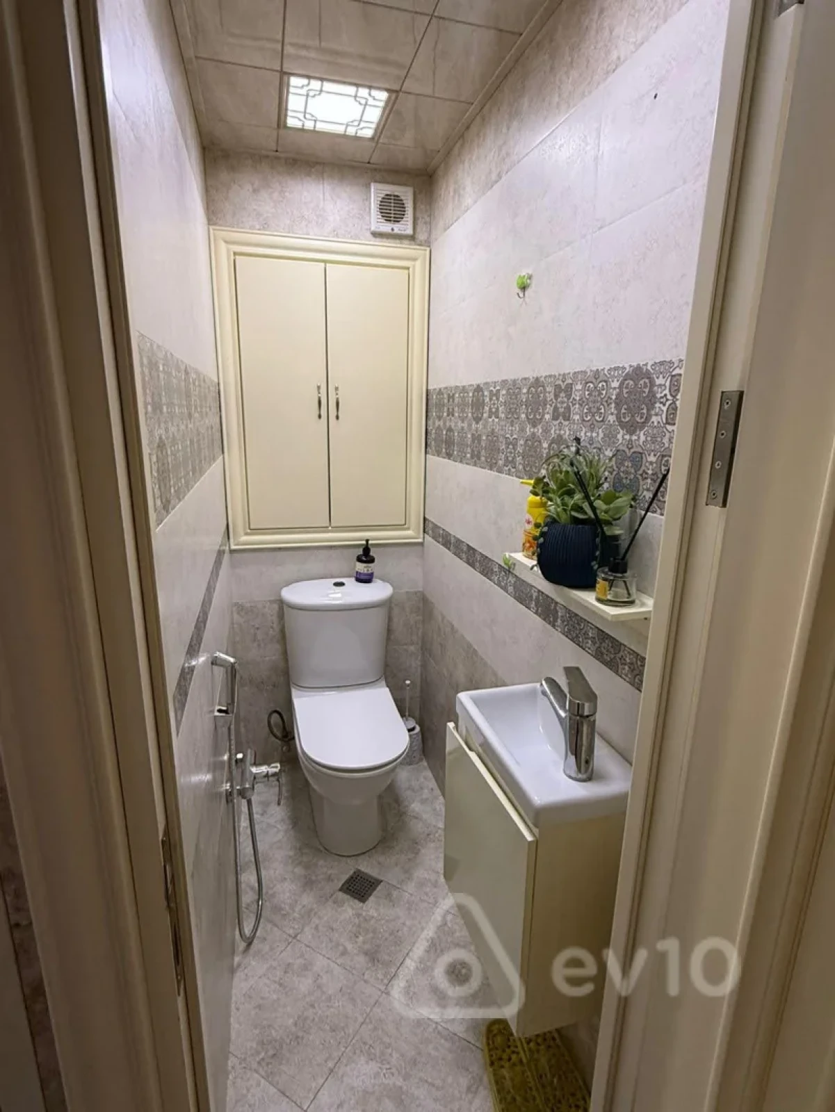 Kirayə verilir 3 otaqlı köhnə tikili 65 m²