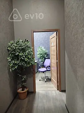 Kirayə verilir 5 otaqlı ofis 110 m²