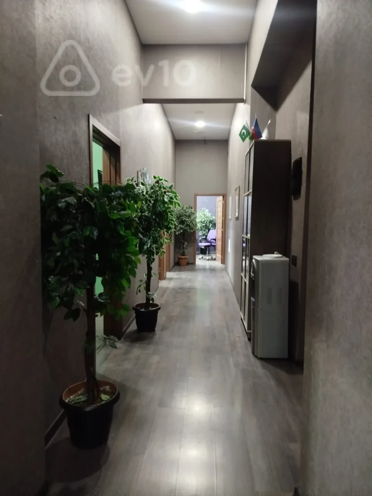 Kirayə verilir 5 otaqlı ofis 110 m²