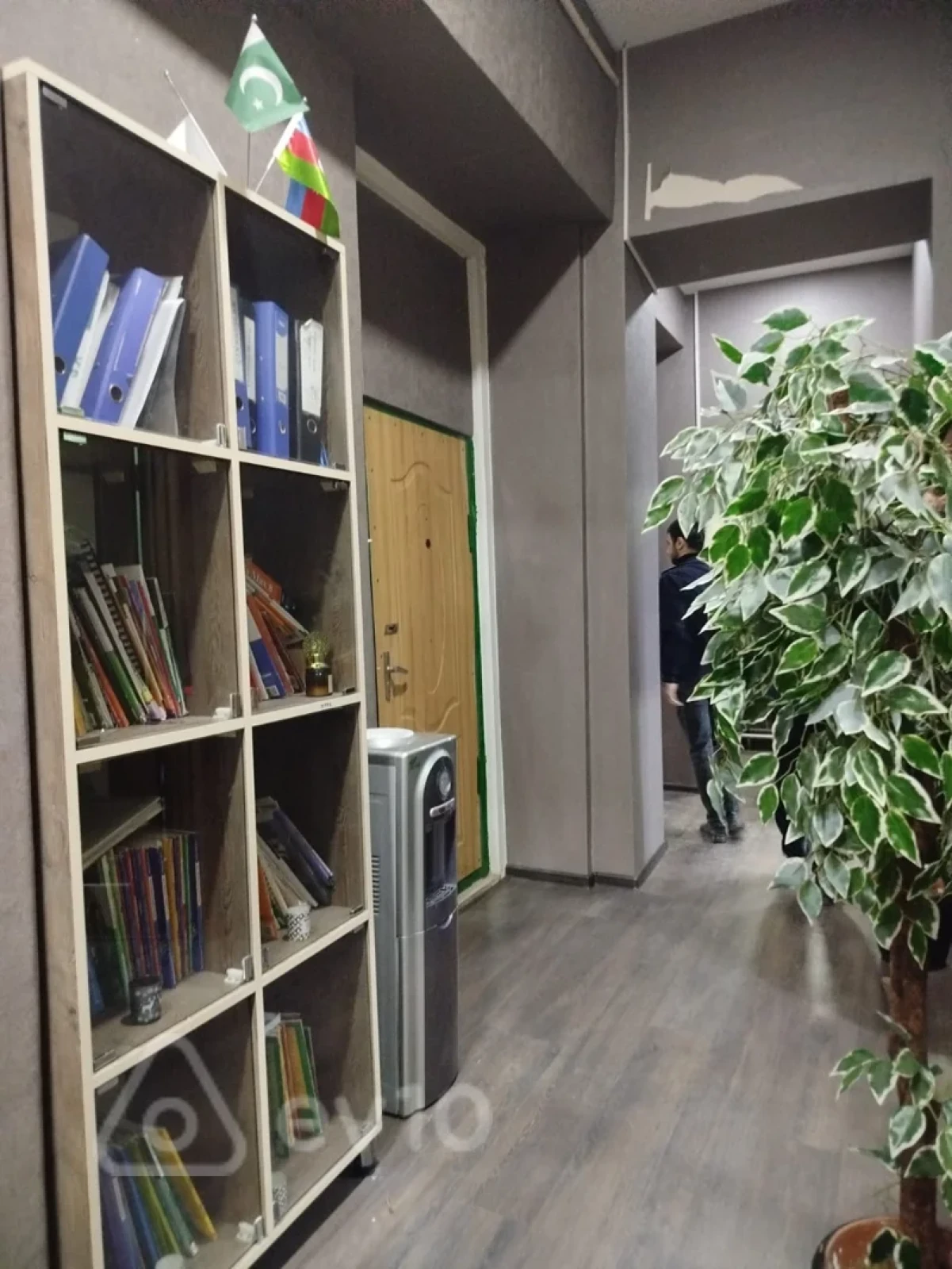 Kirayə verilir 5 otaqlı ofis 110 m²