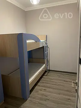 Kirayə verilir 3 otaqlı yeni tikili 90 m²