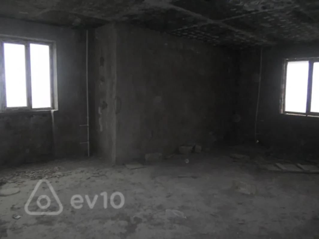 Satılır 3 otaqlı yeni tikili 107.5 m²