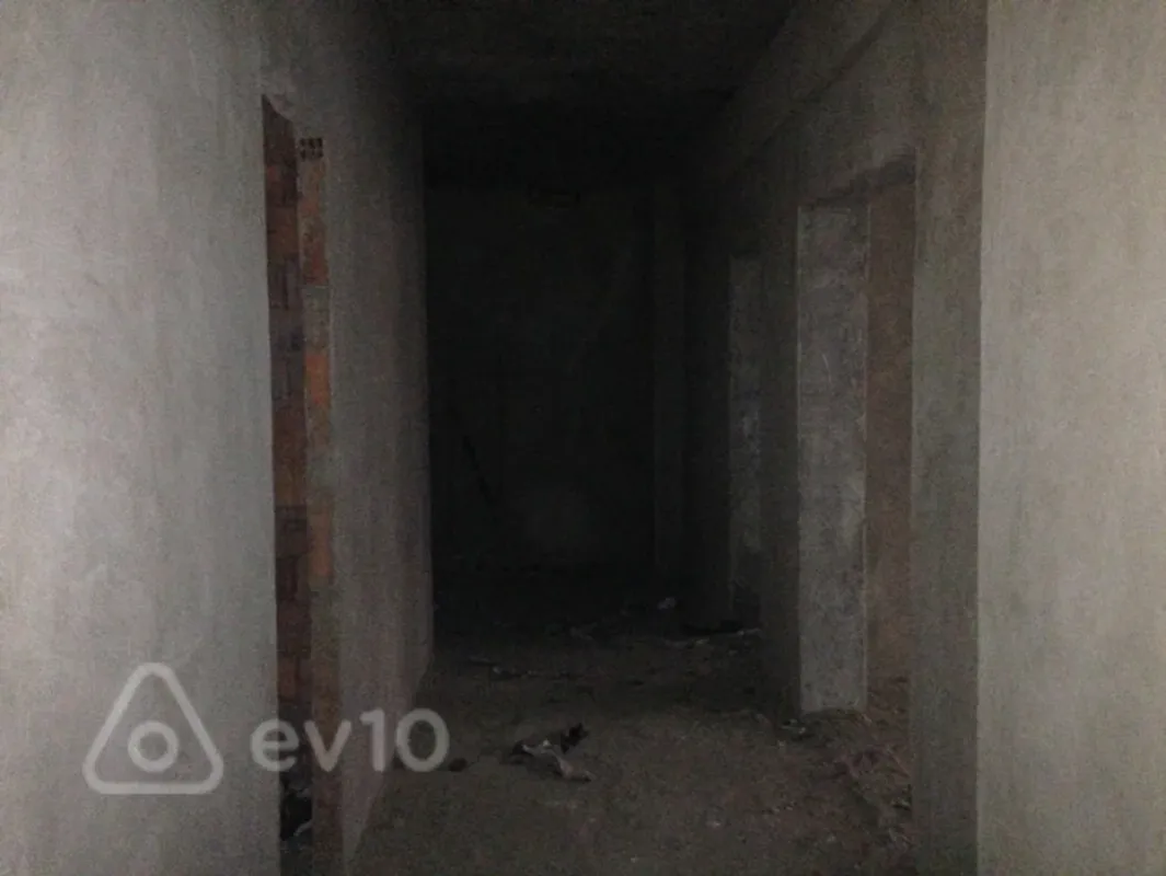 Satılır 3 otaqlı yeni tikili 107.5 m²