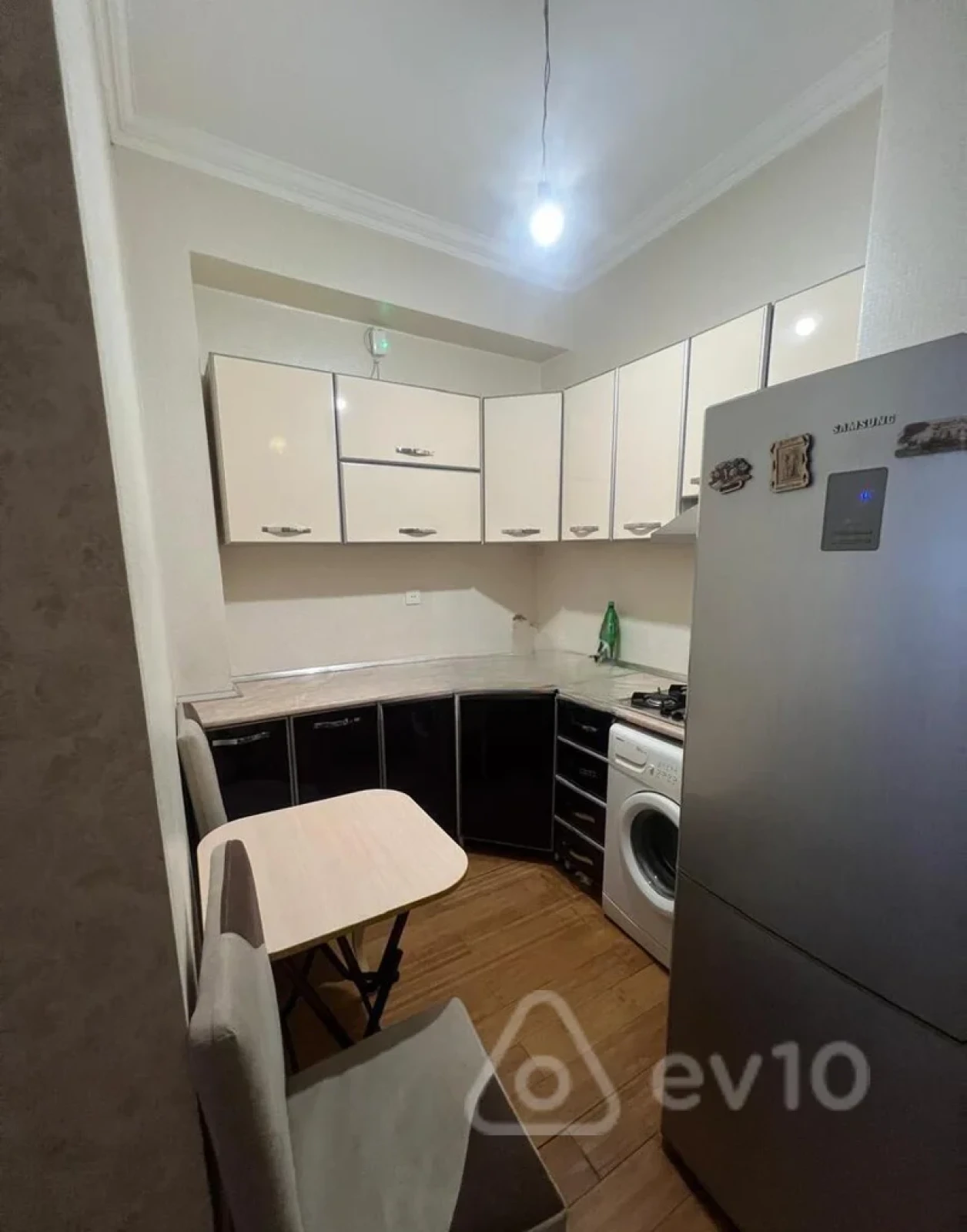 Satılır 2 otaqlı yeni tikili 50 m²