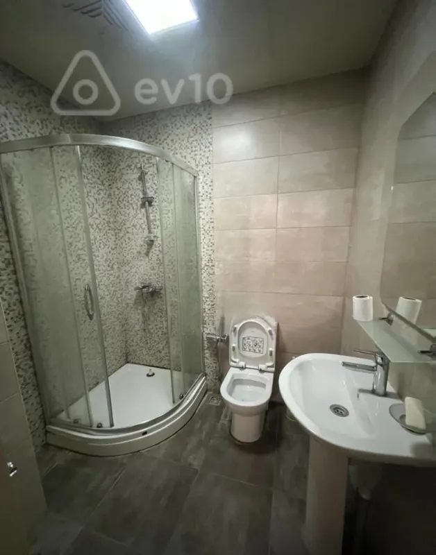 Satılır 2 otaqlı yeni tikili 50 m²