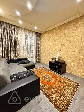 Kirayə verilir 3 otaqlı yeni tikili 90 m²