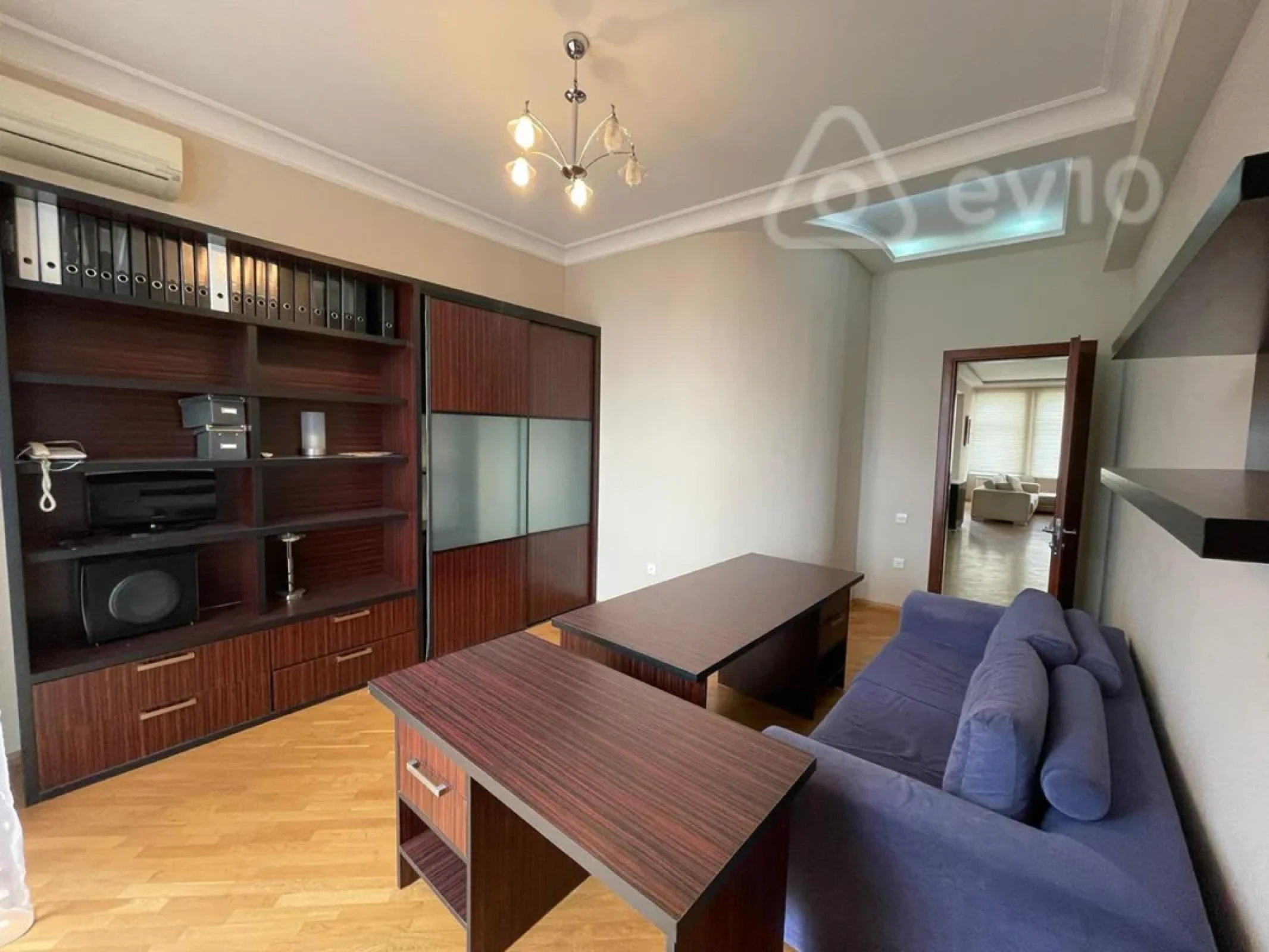 Kirayə verilir 3 otaqlı yeni tikili 400 m²