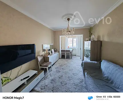 Satılır 3 otaqlı köhnə tikili 80 m²