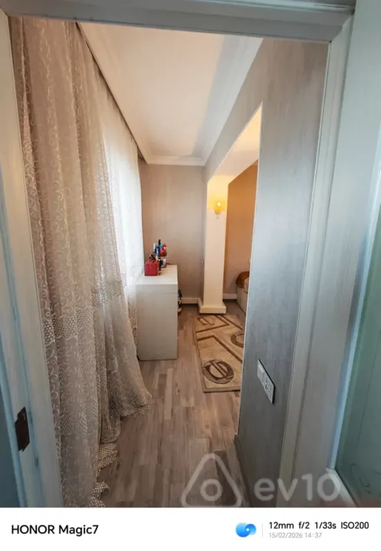 Satılır 3 otaqlı köhnə tikili 80 m²