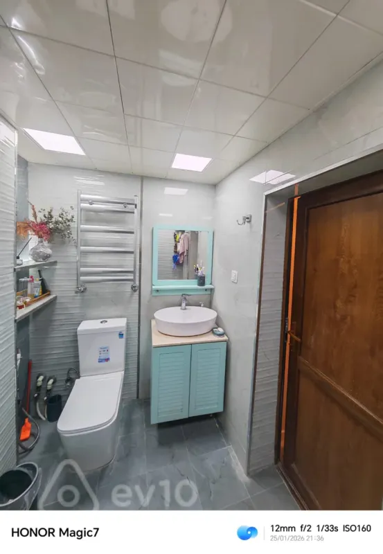 Satılır 3 otaqlı köhnə tikili 80 m²