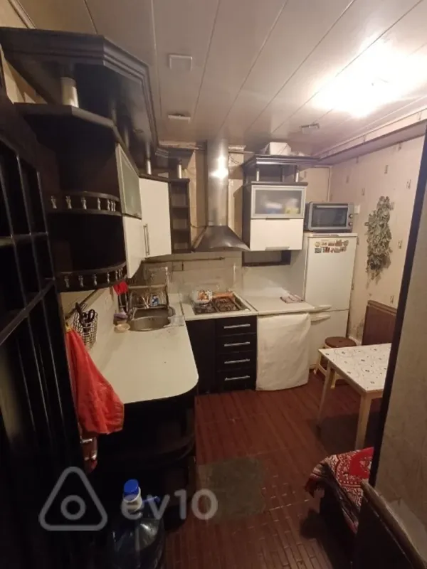 Satılır 3 otaqlı köhnə tikili 65 m²