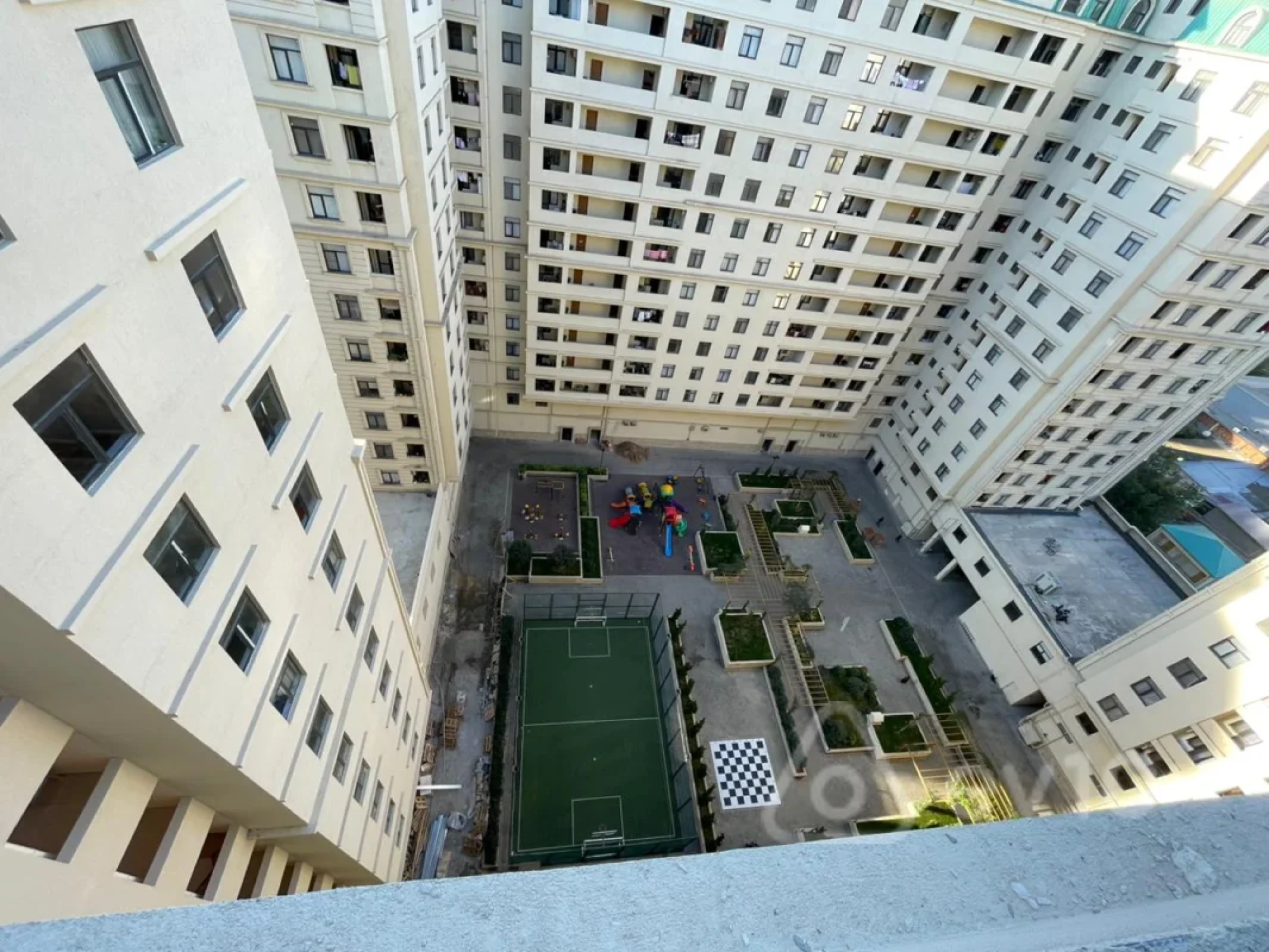 Satılır 4 otaqlı yeni tikili 215 m²