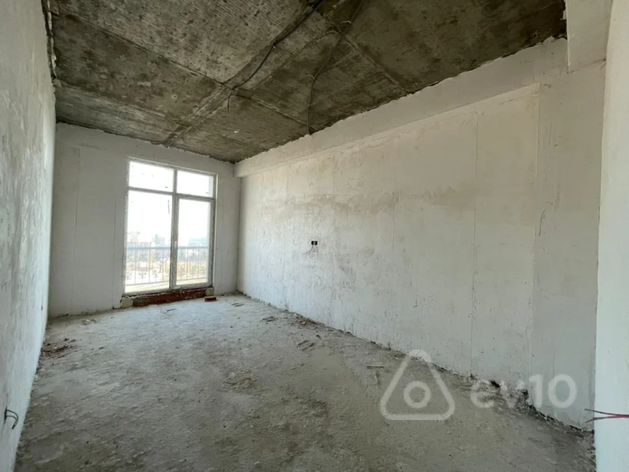 Satılır 4 otaqlı yeni tikili 215 m²