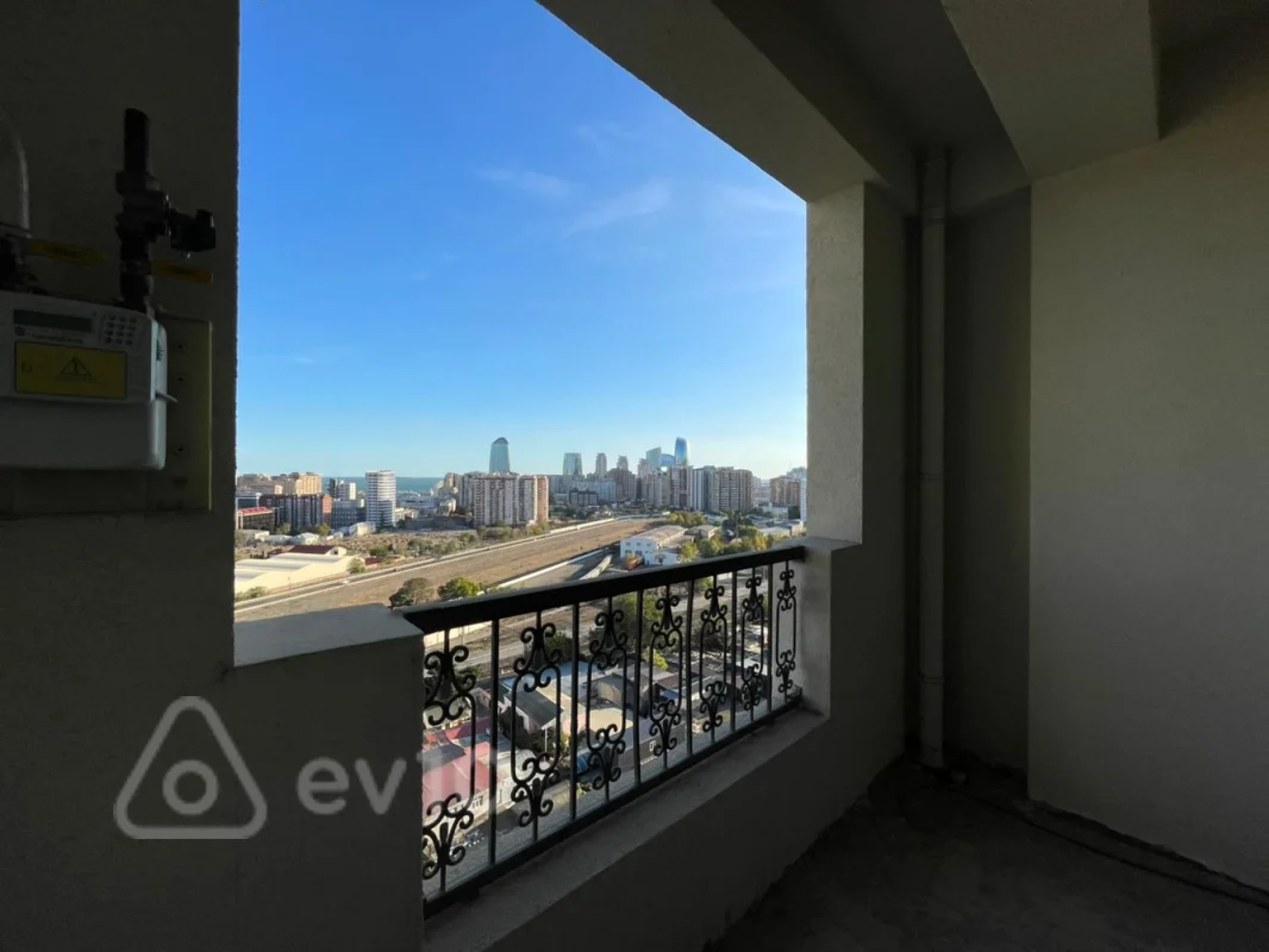 Satılır 4 otaqlı yeni tikili 215 m²