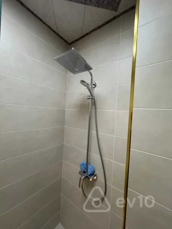 Satılır 3 otaqlı yeni tikili 141 m²