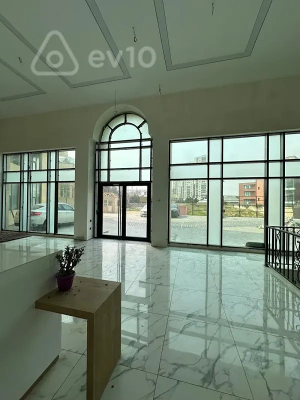 Satılır 3 otaqlı yeni tikili 141 m²