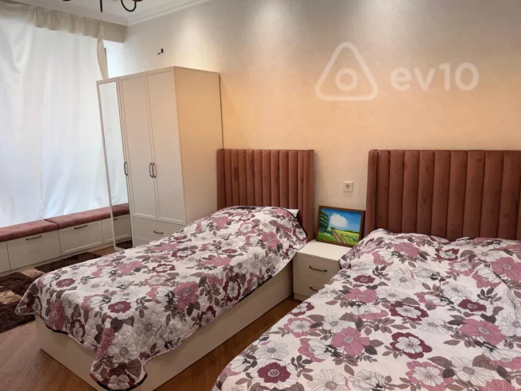 Satılır 3 otaqlı yeni tikili 141 m²