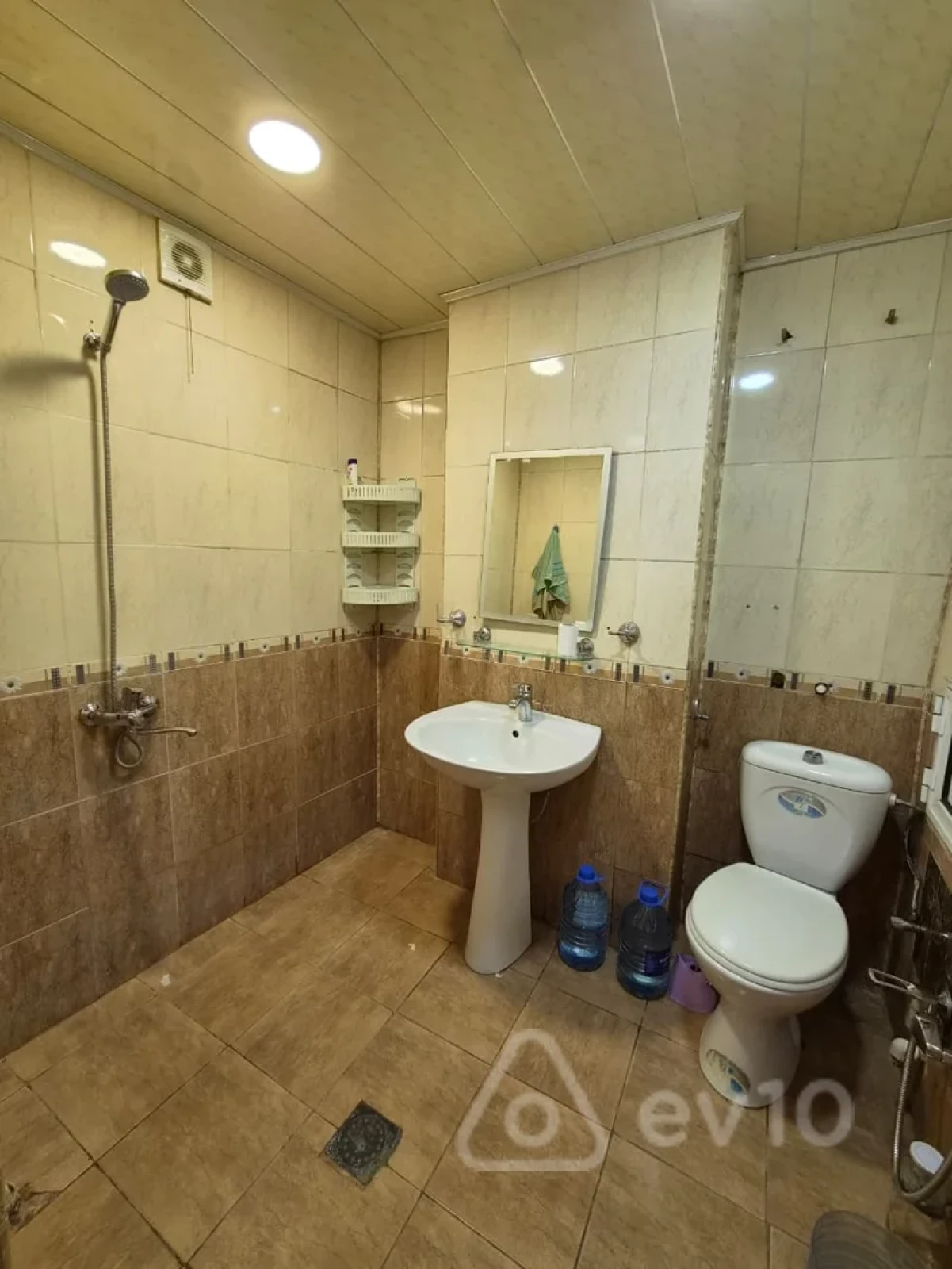Kirayə verilir 2 otaqlı yeni tikili 55 m²