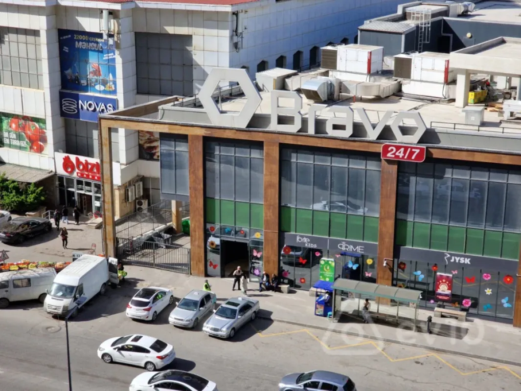 Satılır 4 otaqlı yeni tikili 142 m²