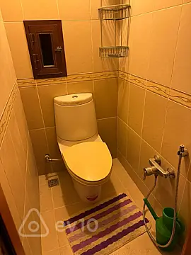 Satılır 2 otaqlı köhnə tikili 75 m²