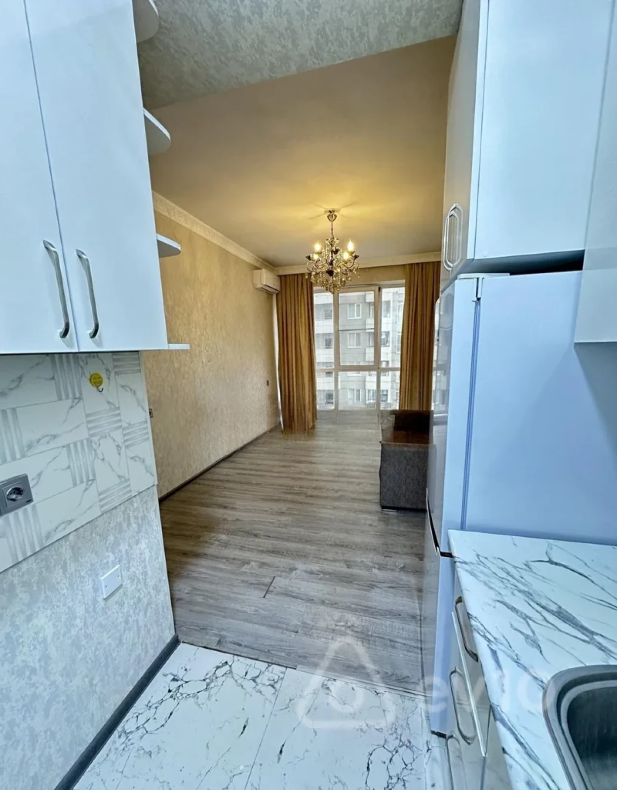 Satılır 2 otaqlı yeni tikili 50 m²