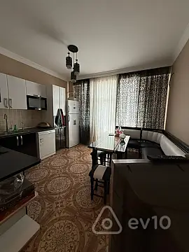 Kirayə verilir 2 otaqlı yeni tikili 85 m²