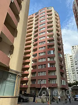 Kirayə verilir 2 otaqlı yeni tikili 85 m²