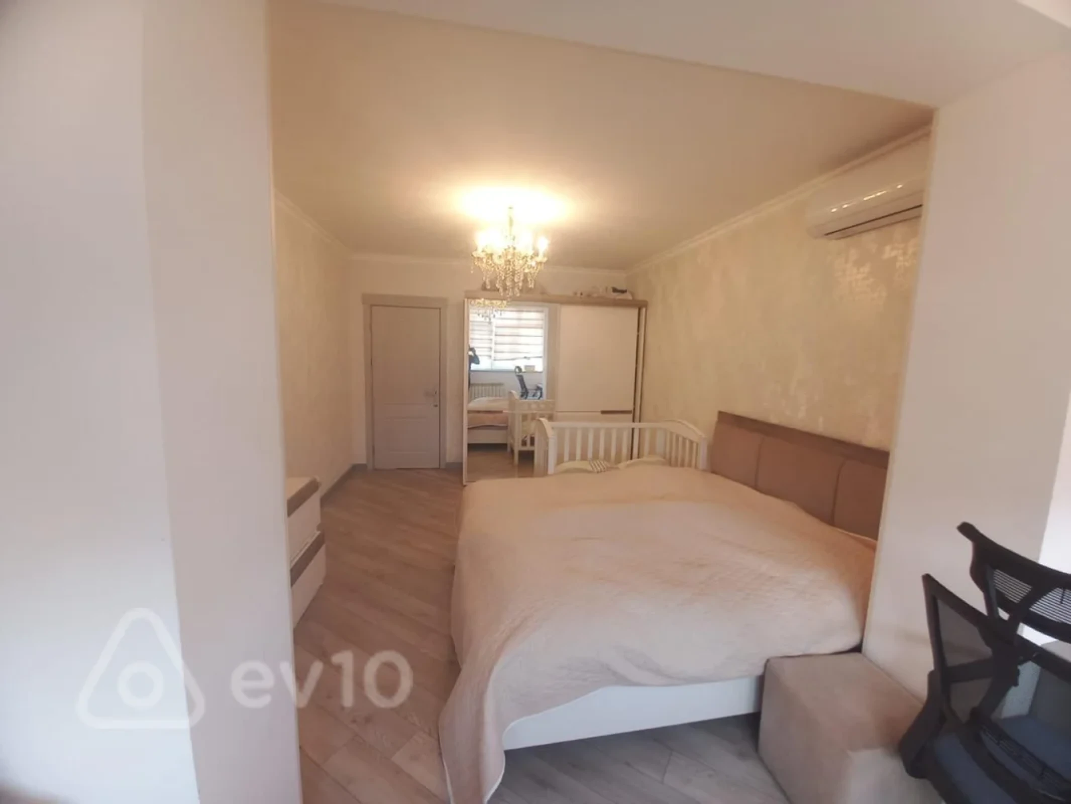 Satılır 2 otaqlı yeni tikili 60 m²