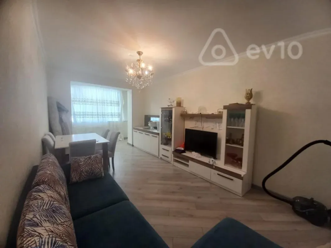 Satılır 2 otaqlı yeni tikili 60 m²