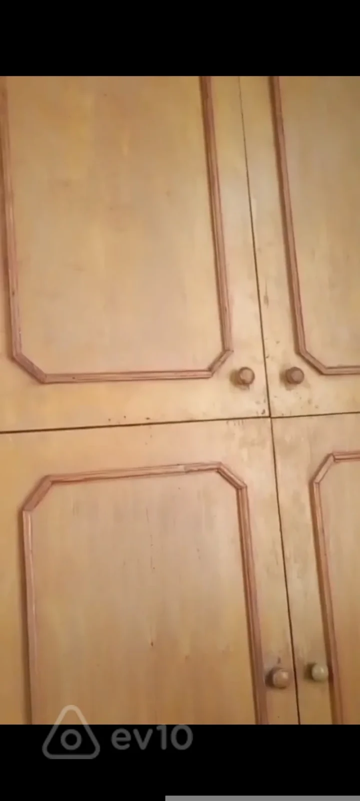 Kirayə verilir 2 otaqlı köhnə tikili 65 m²